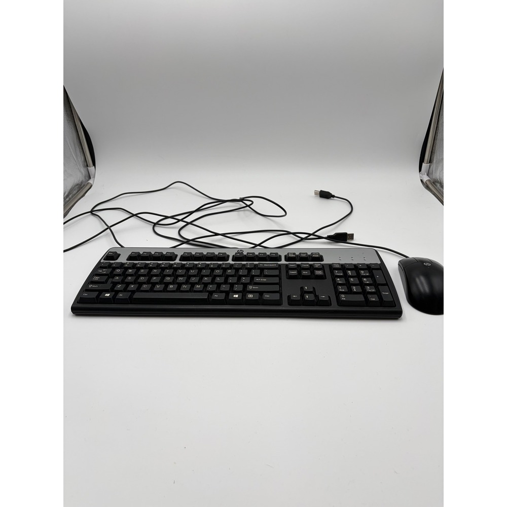 HP Wired Keyboard Mouse Combo Unisex OS Black Silver Excellent KU-1156 MOFYUO